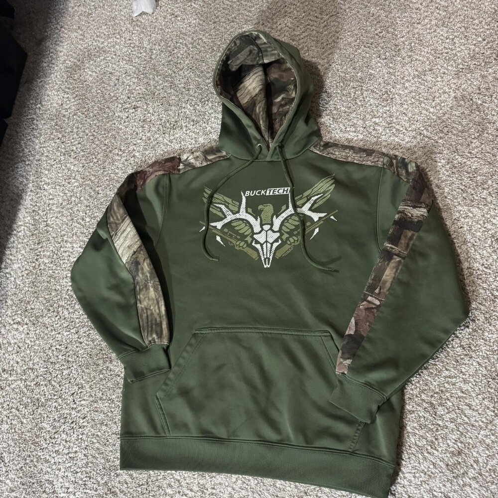 Buck Wear Hoodie Mens Medium Green Camo BuckTech Hunting Pullover Sweatshirt